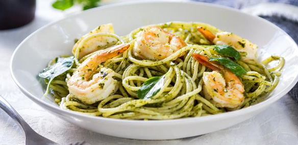 Pesto pasta with shrimps for catering companies in silicon valley ca